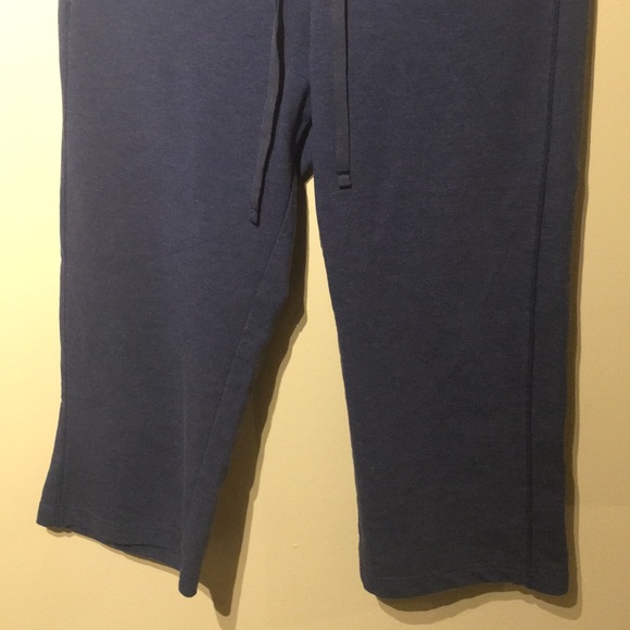 Roots blue mid length active pants. - Picture 3 of 11